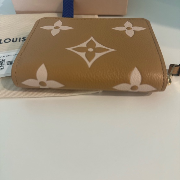 Louis Vuitton zippy coin purse - Picture 4 of 6